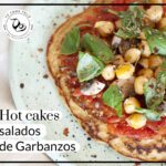 Hot cakes salados de garbanzos